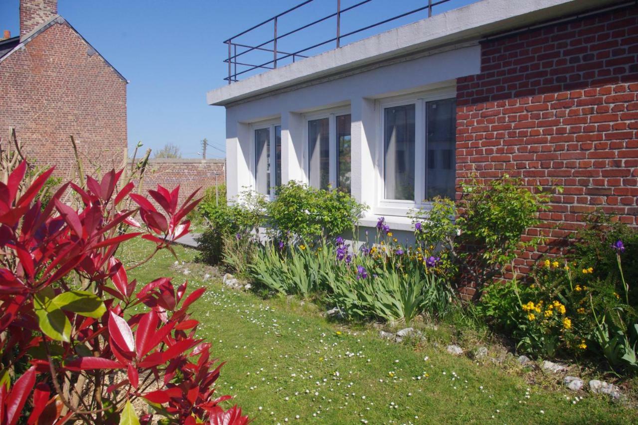 Studio Rez-De-Jardin Dieppe Exterior foto