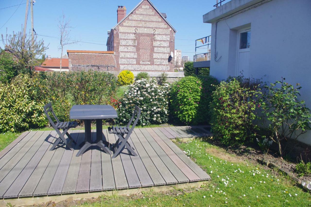 Studio Rez-De-Jardin Dieppe Exterior foto
